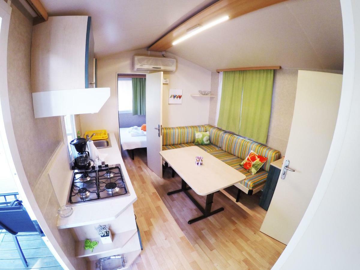 Accommodation Suzy ザダル エクステリア 写真