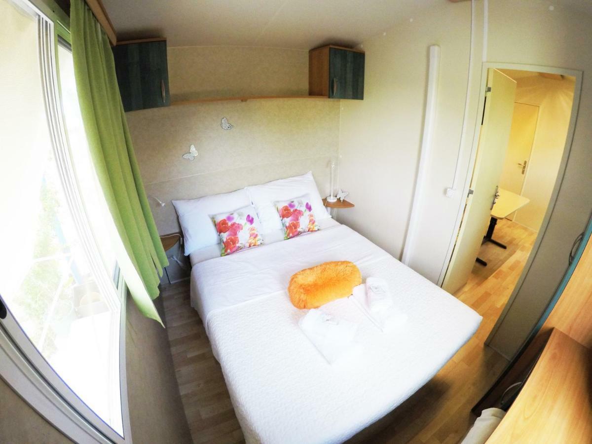 Accommodation Suzy ザダル エクステリア 写真