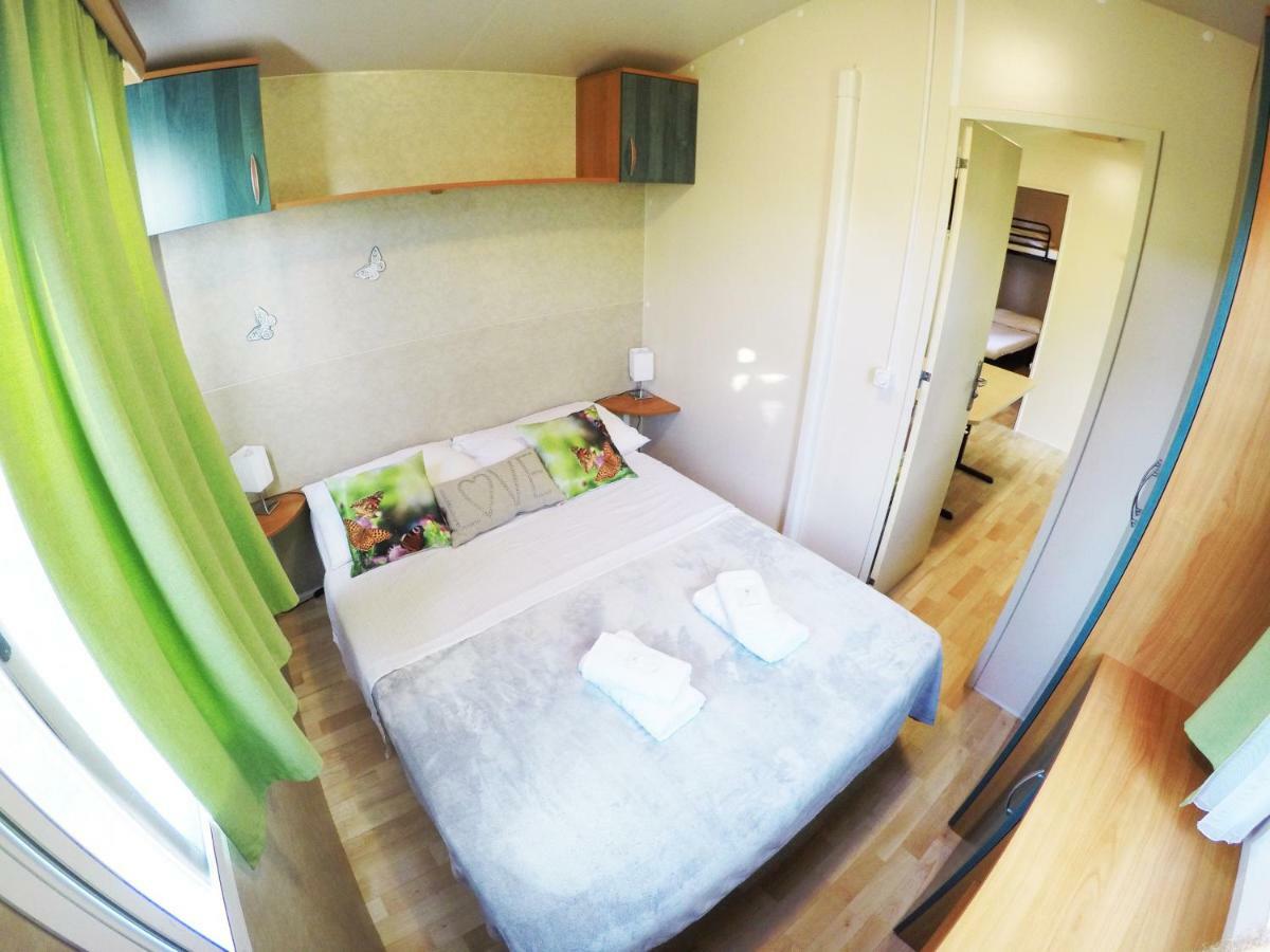 Accommodation Suzy ザダル エクステリア 写真